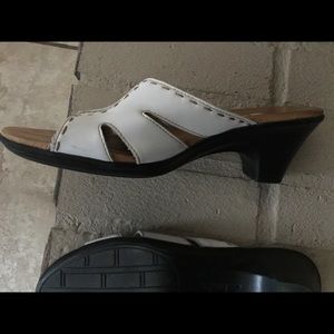Clark Sandals White